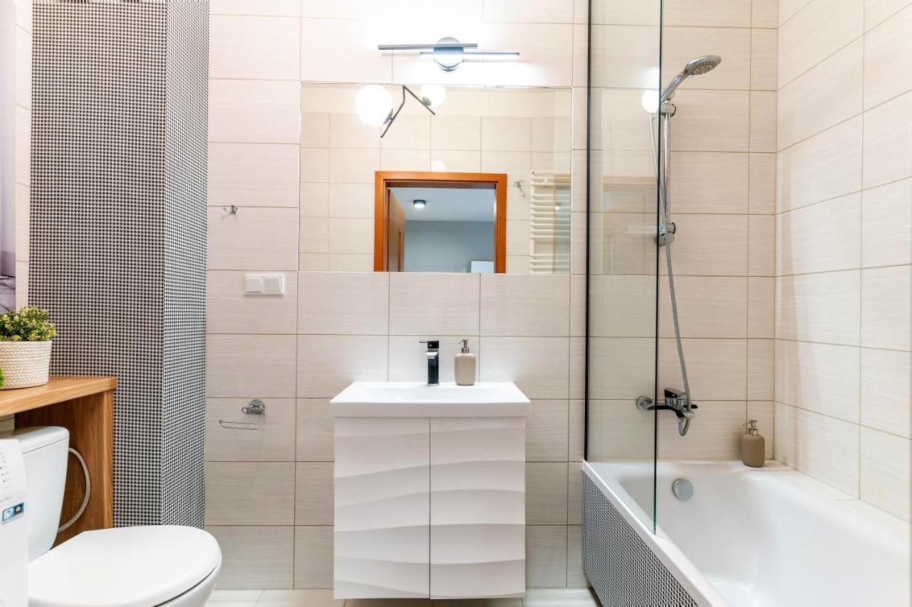 Marina Apartment - Przy Jeziorze, Taras, Tv55" Z Netflix I Prime, Parking Ілава Екстер'єр фото